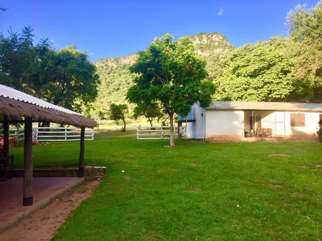Posada San Miguel Paraguari Eksteriør bilde