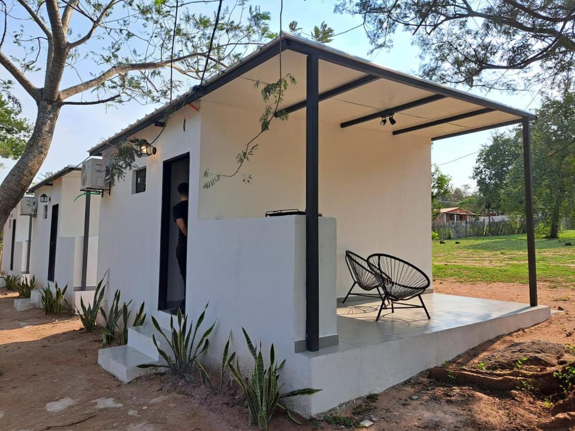 Posada San Miguel Paraguari Eksteriør bilde