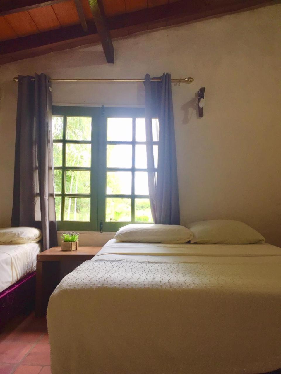 Posada San Miguel Paraguari Eksteriør bilde
