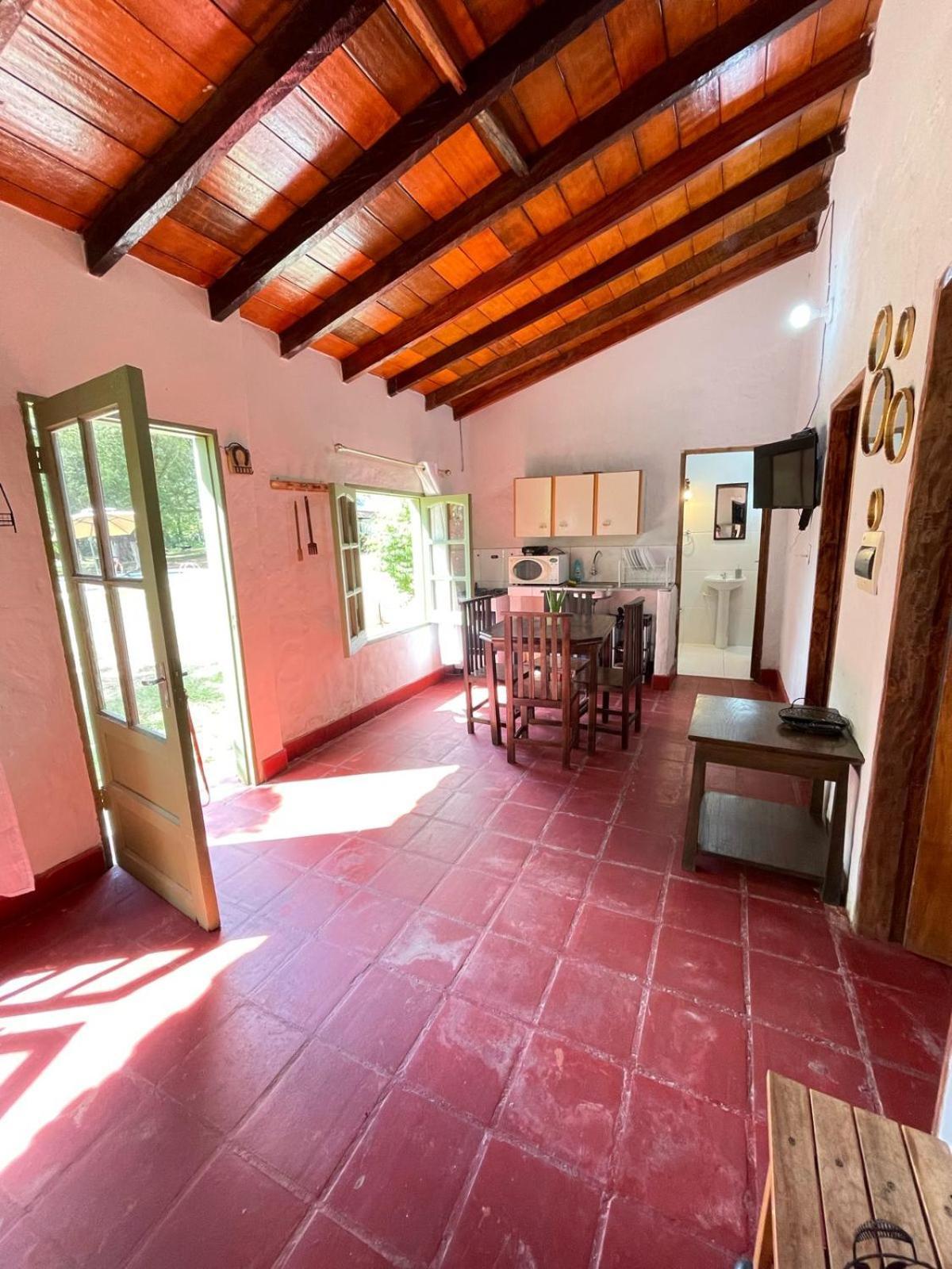 Posada San Miguel Paraguari Eksteriør bilde